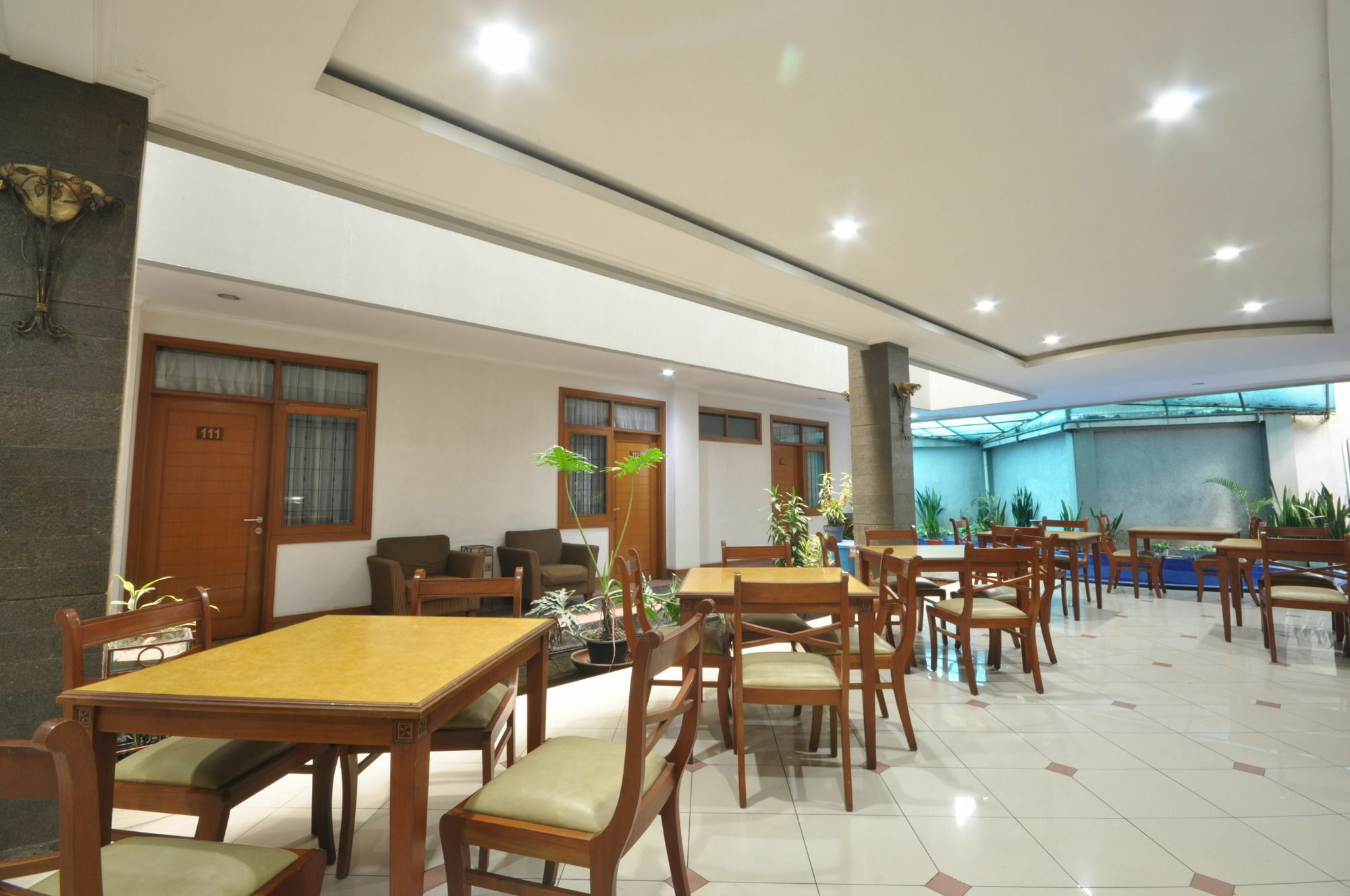 Caryota Hotel Bandung Exterior photo